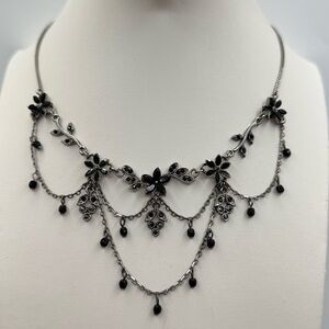Stunning Carolee Black Floral Bib Necklace Silver Tone Chain Statement